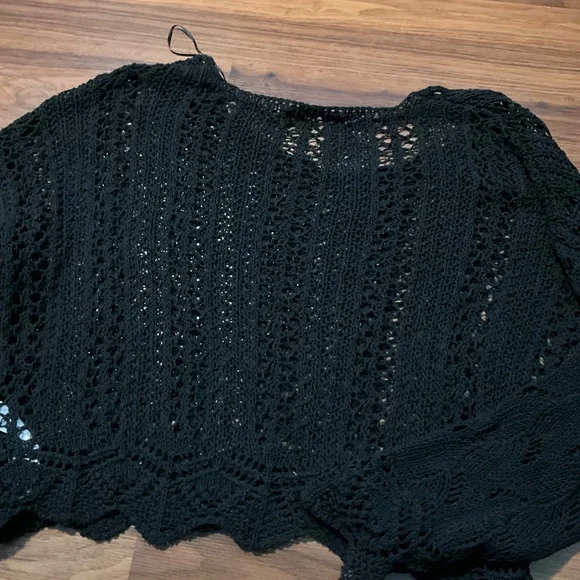Zara Crochet Sweater - Picture 4 of 5